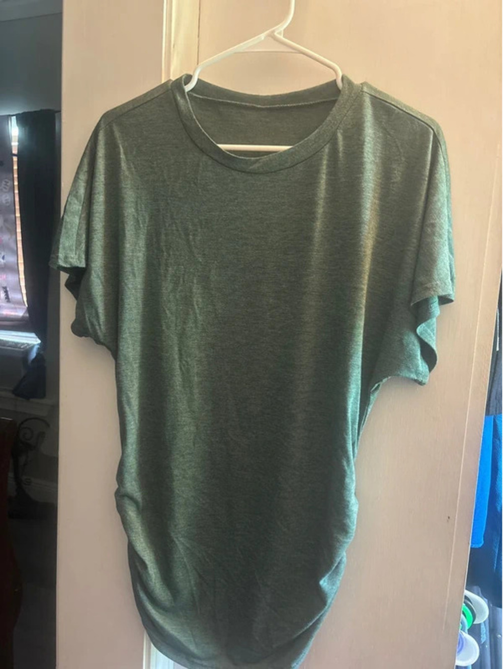 SHEIN size medium green T-shirt